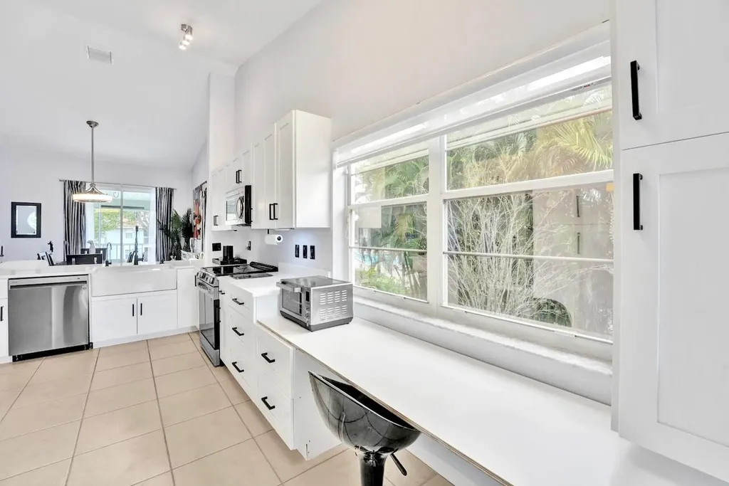 7669 Springwater Place Boynton Beach FL 33437