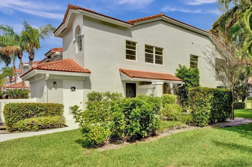 7669 Springwater Place Boynton Beach FL 33437
