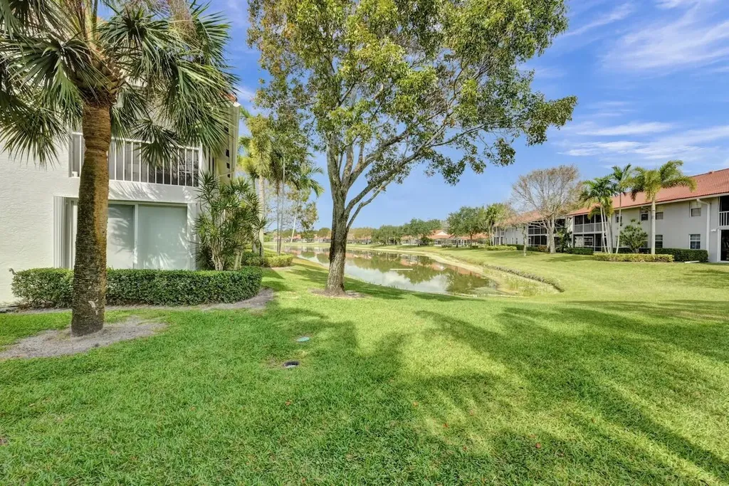 7669 Springwater Place Boynton Beach FL 33437