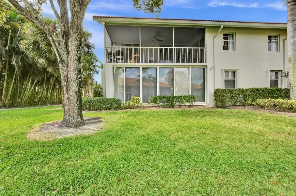 7669 Springwater Place Boynton Beach FL 33437