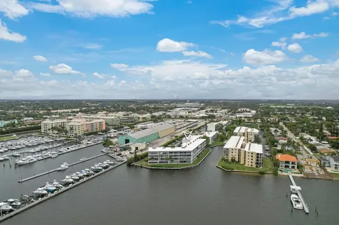 200 Waterway Drive S Lantana FL 33462