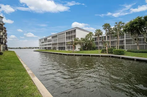 200 Waterway Drive S Lantana FL 33462