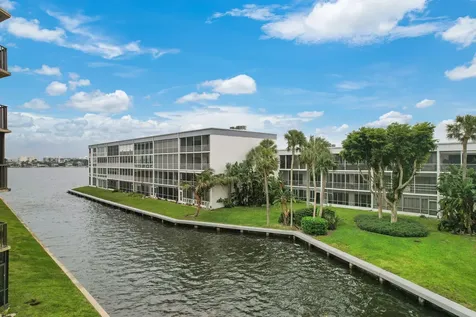 200 Waterway Drive S Lantana FL 33462