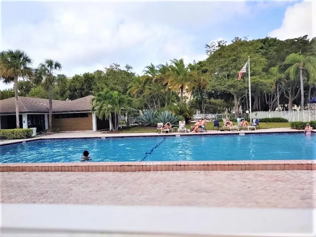 2691 S Course Drive Pompano Beach FL 33069
