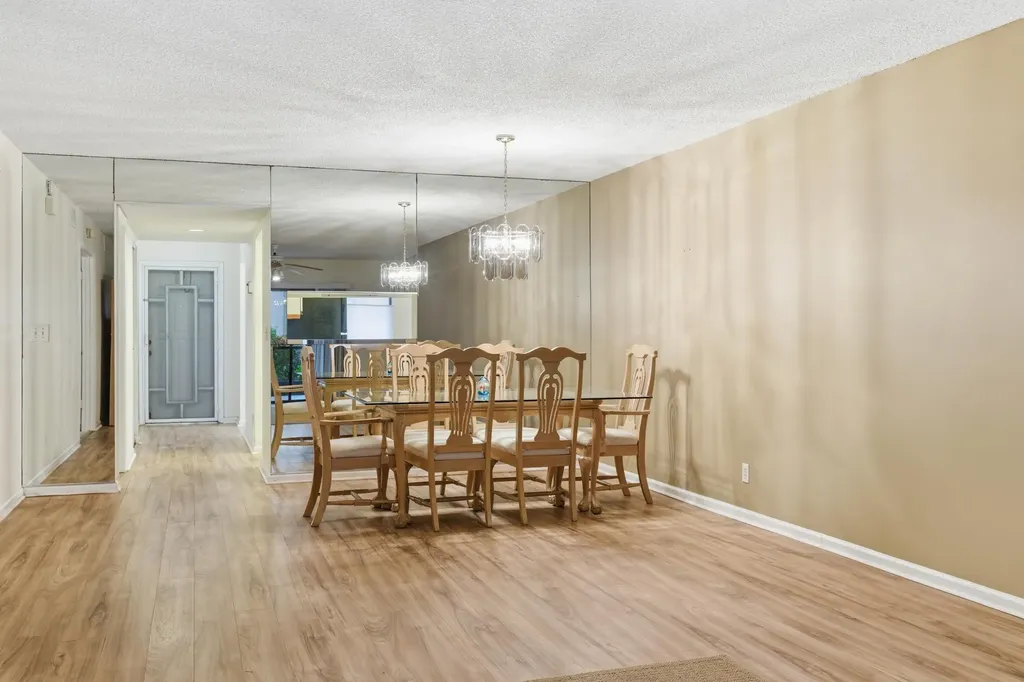 10118 Mangrove Drive Boynton Beach FL 33437