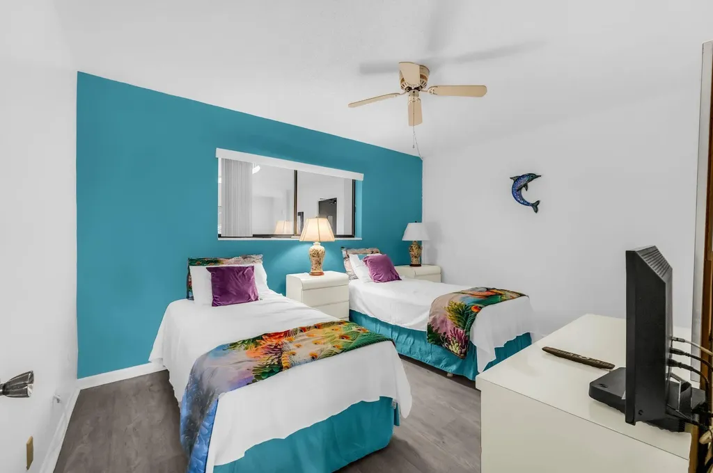 5220 Las Verdes Circle Delray Beach FL 33484