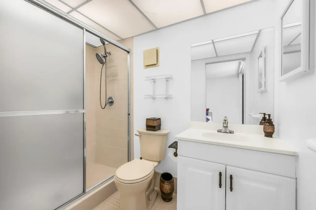5220 Las Verdes Circle Delray Beach FL 33484