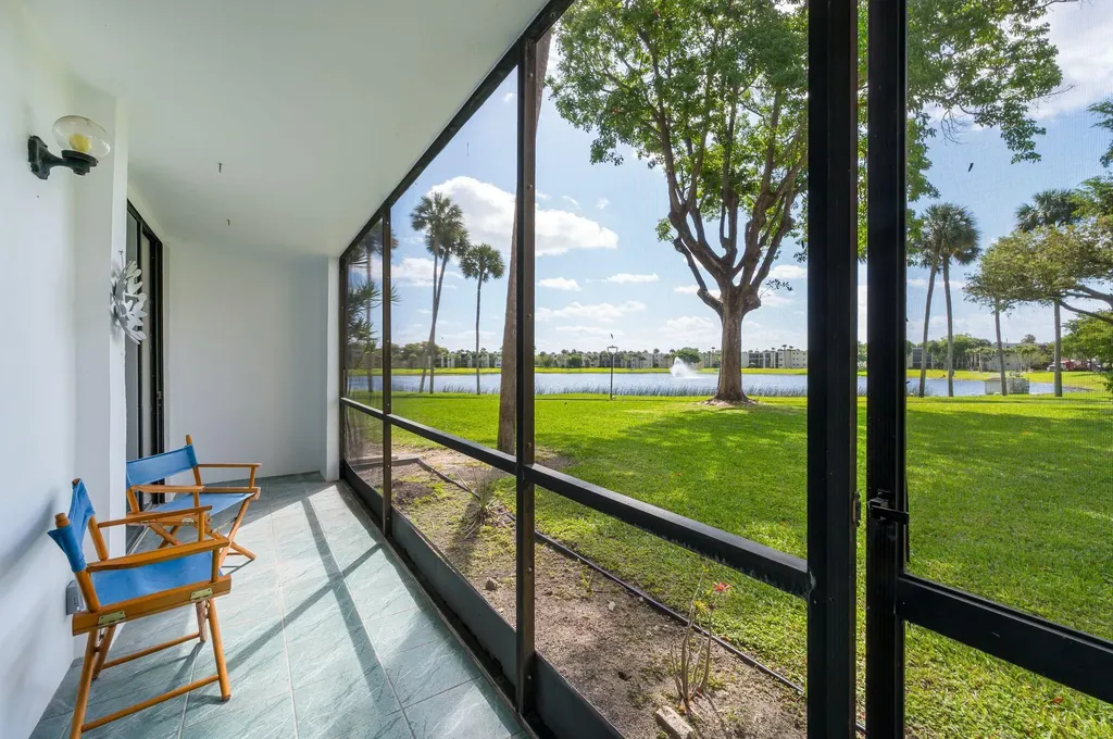 5220 Las Verdes Circle Delray Beach FL 33484
