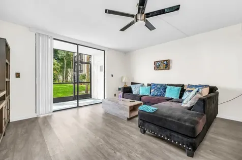 5220 Las Verdes Circle Delray Beach FL 33484