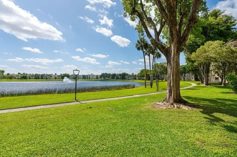 5220 Las Verdes Circle Delray Beach FL 33484