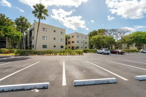 5220 Las Verdes Circle Delray Beach FL 33484