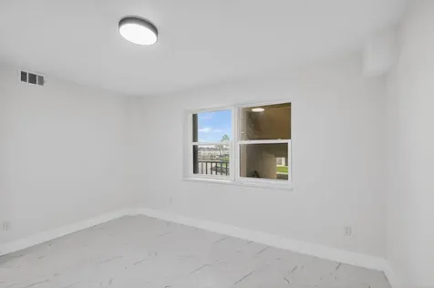 896 N Federal Highway Lantana FL 33462