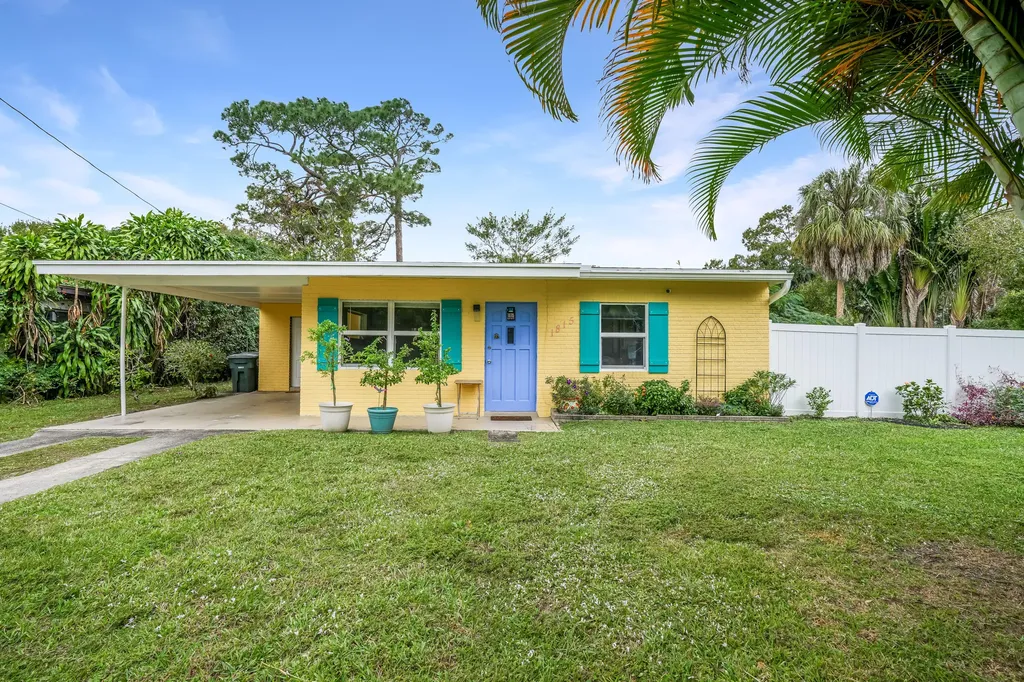 1815 S 30th Street Fort Pierce FL 34947