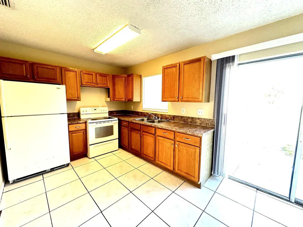 3365 SE Garden Street Stuart FL 34997