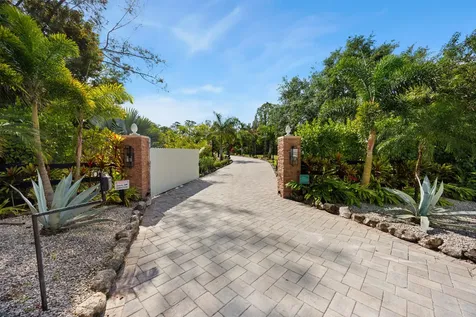 14800 April Drive Loxahatchee Groves FL 33470