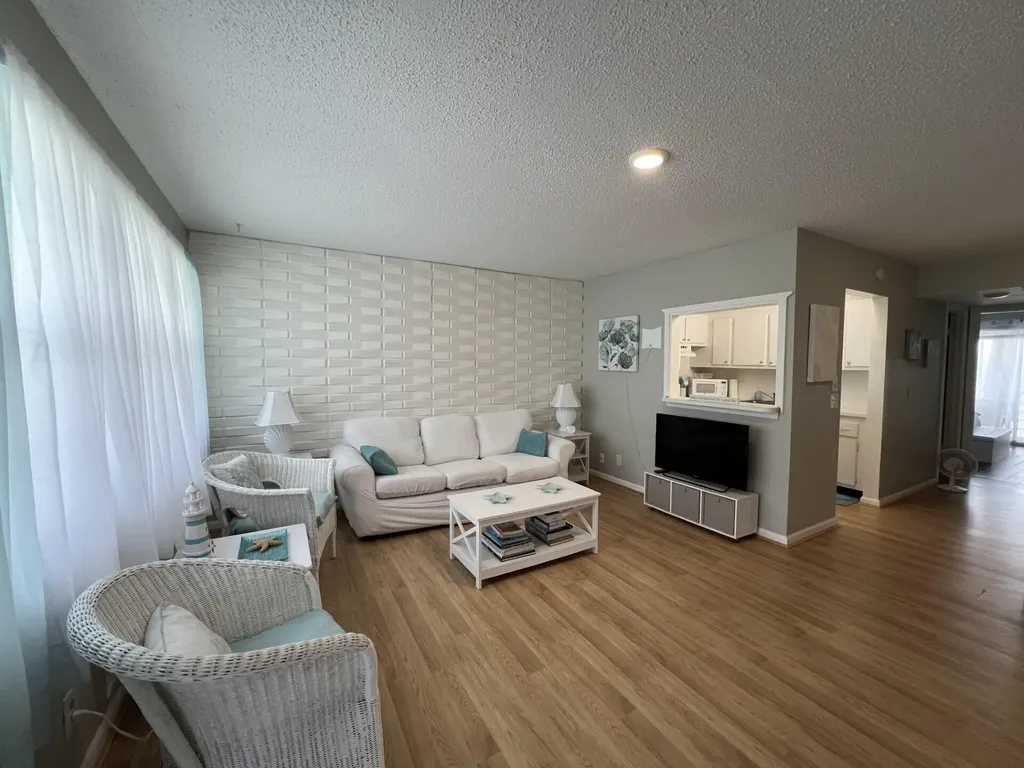 258 Markham L Deerfield Beach FL 33442