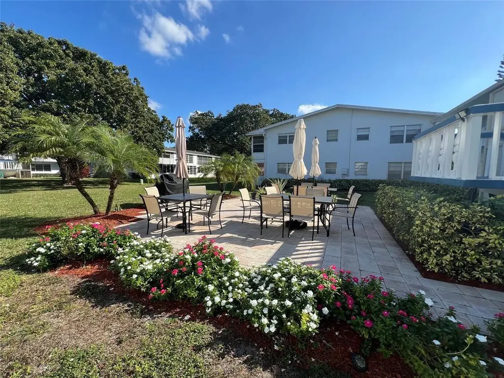 258 Markham L Deerfield Beach FL 33442
