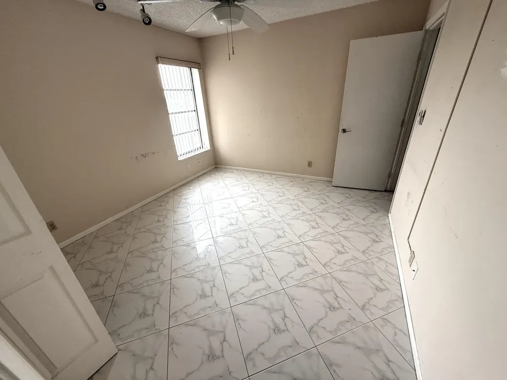 7076 Huntington Lane Delray Beach FL 33446