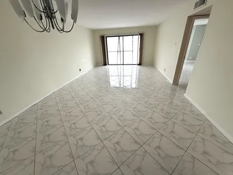 7076 Huntington Lane Delray Beach FL 33446