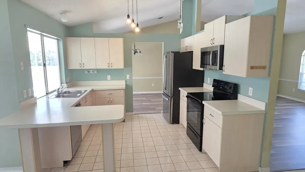 2820 SE Pace Drive Port St Lucie FL 34984
