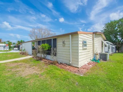 225 NE Forrest Court Jensen Beach FL 34957