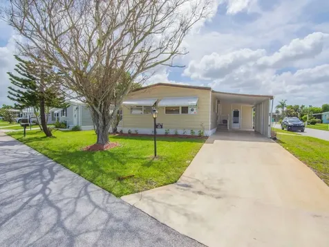 225 NE Forrest Court Jensen Beach FL 34957