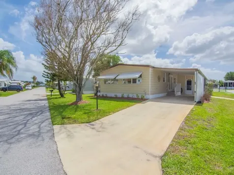 225 NE Forrest Court Jensen Beach FL 34957