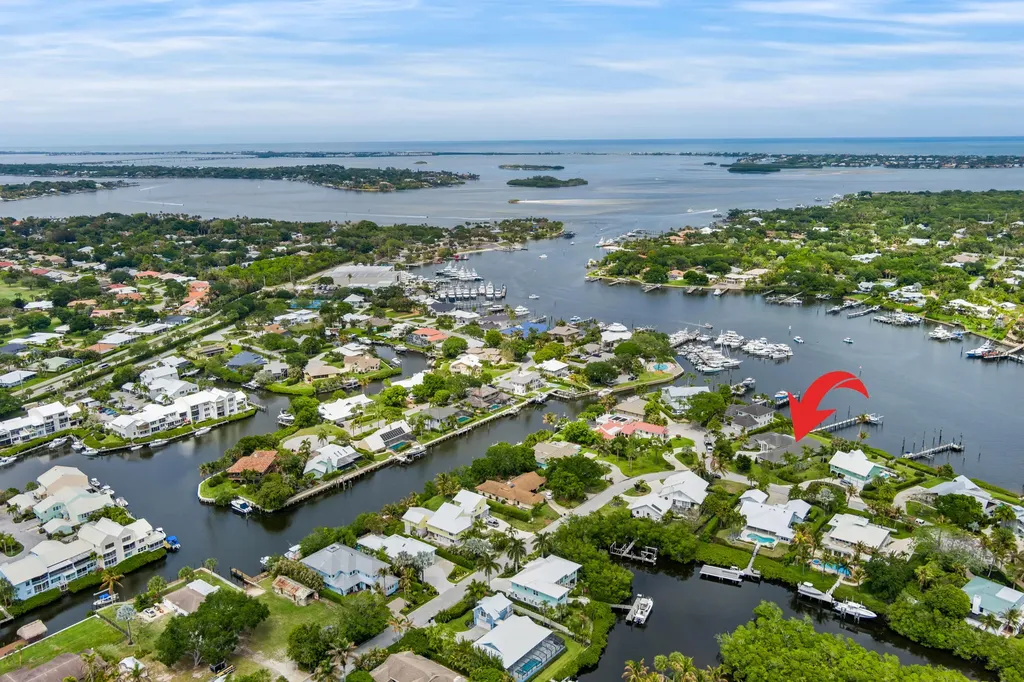 3973 SE Topsail Court Stuart FL 34997