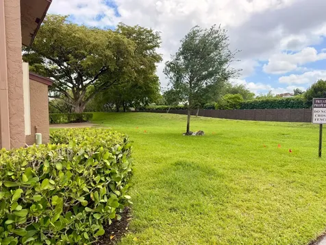 10059 Winding Lake Road Sunrise FL 33351