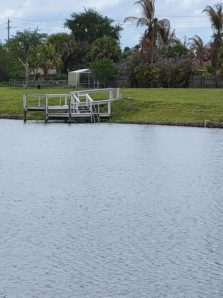 1109 SW Abingdon Avenue S Port St Lucie FL 34953