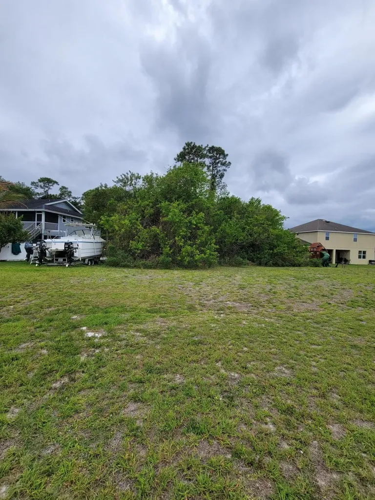 1109 SW Abingdon Avenue S Port St Lucie FL 34953