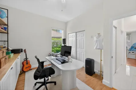 2002 Schooner Lane Weston FL 33327