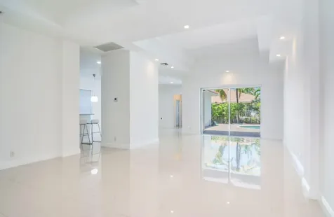 2002 Schooner Lane Weston FL 33327