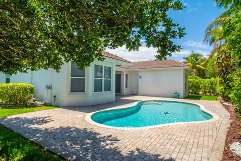 2002 Schooner Lane Weston FL 33327