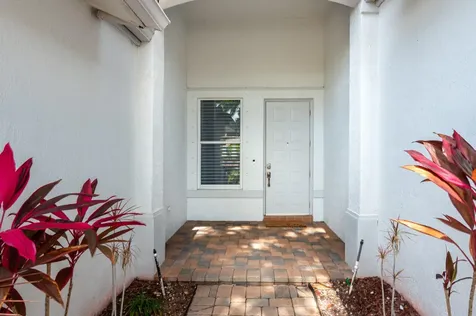 2002 Schooner Lane Weston FL 33327