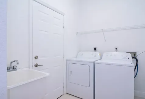 2002 Schooner Lane Weston FL 33327