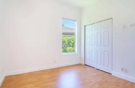 2002 Schooner Lane Weston FL 33327