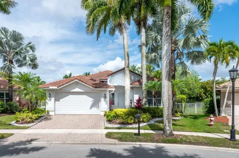 2002 Schooner Lane Weston FL 33327