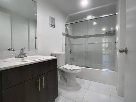 18335 NW 68 Avenue Hialeah FL 33015