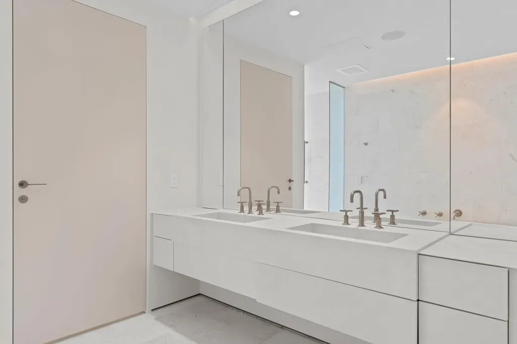 200 Arkona Court West Palm Beach FL 33401