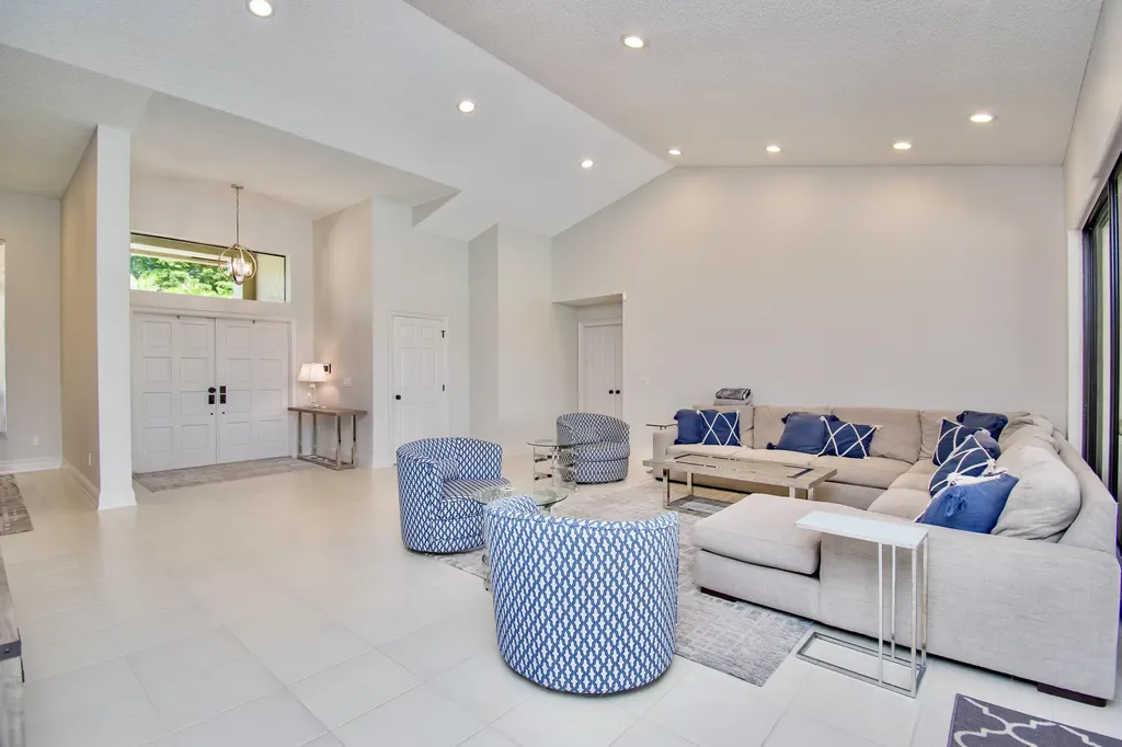 11415 Boca Woods Lane Boca Raton FL 33428