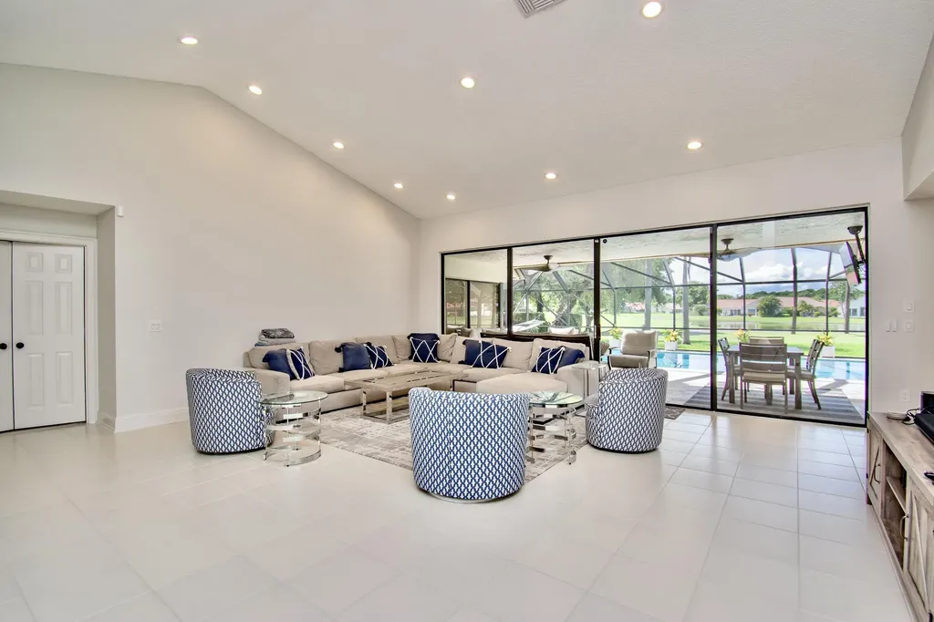 11415 Boca Woods Lane Boca Raton FL 33428