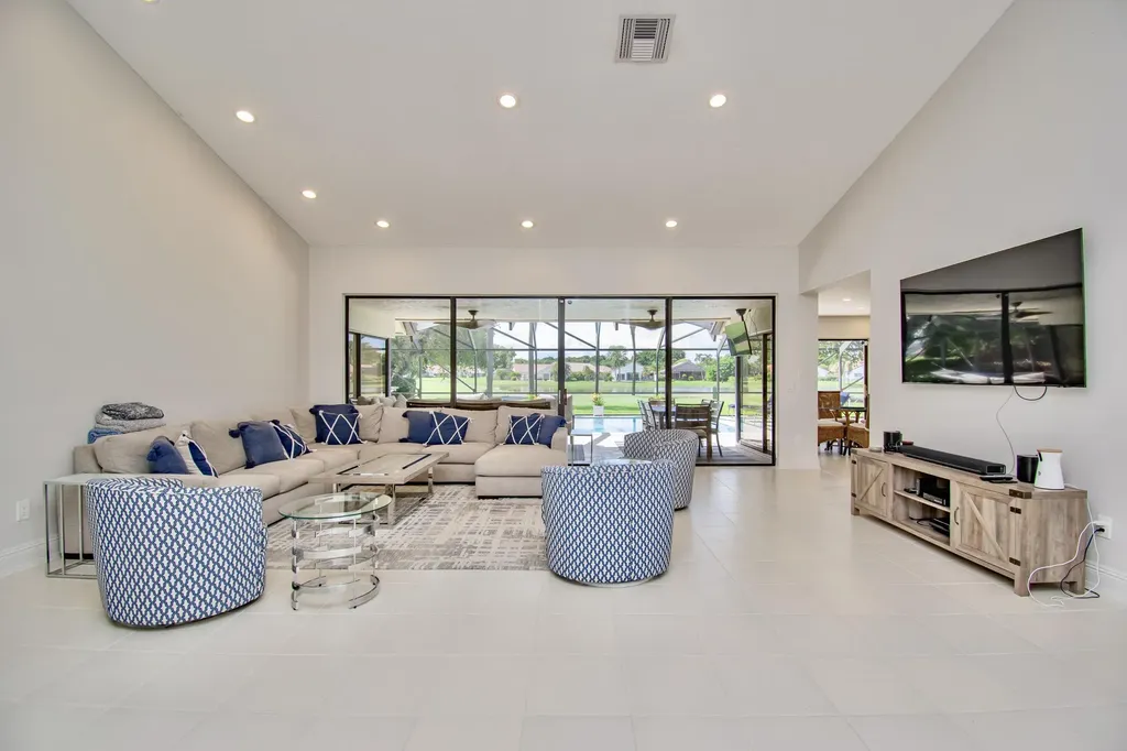 11415 Boca Woods Lane Boca Raton FL 33428