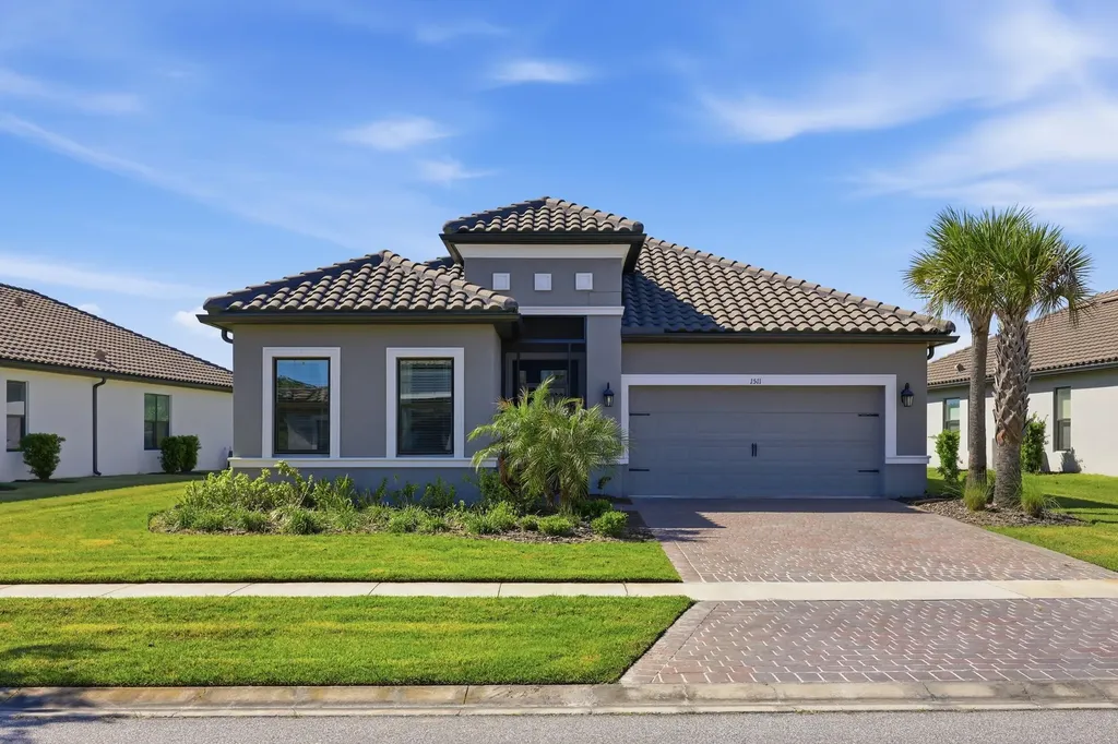 1511 Goblet Cove Street Kissimmee FL 34746
