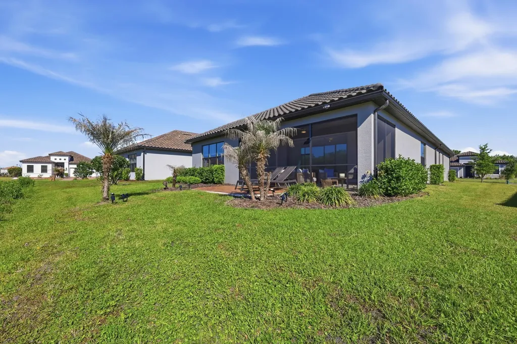 1511 Goblet Cove Street Kissimmee FL 34746