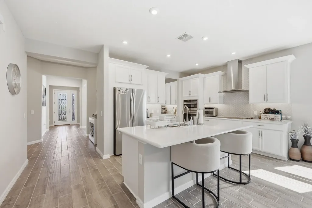 1511 Goblet Cove Street Kissimmee FL 34746