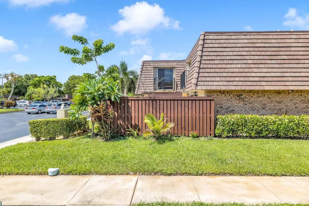 2776 SW 15th Street Deerfield Beach FL 33442