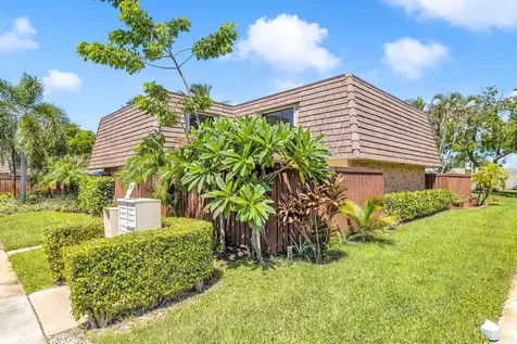 2776 SW 15th Street Deerfield Beach FL 33442