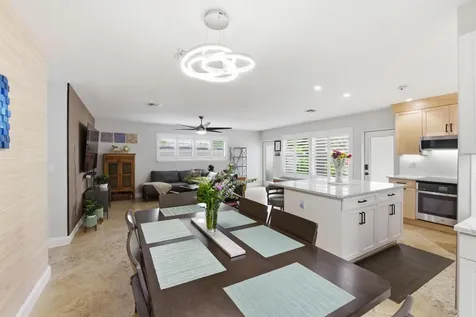 1436 NE 38th Street Oakland Park FL 33334