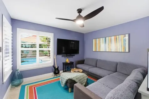 1436 NE 38th Street Oakland Park FL 33334